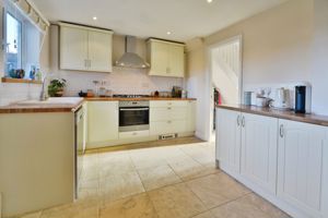 Photo 16- click for photo gallery